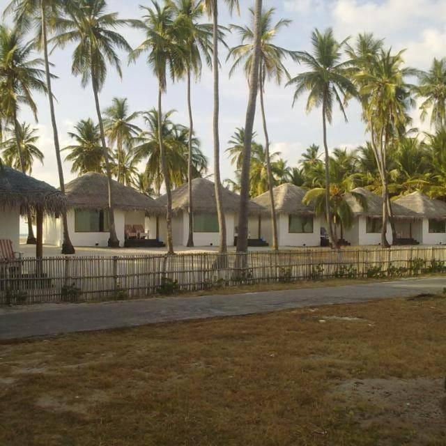 Flyzone Seashell Cottages Only For Indian Nationals With Valid Entry Permit Agatti エクステリア 写真